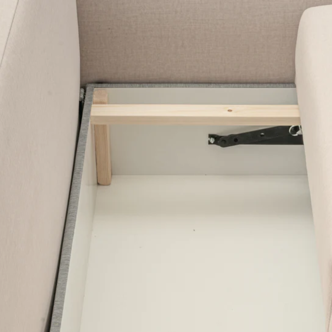 Coffre de rangement pratique