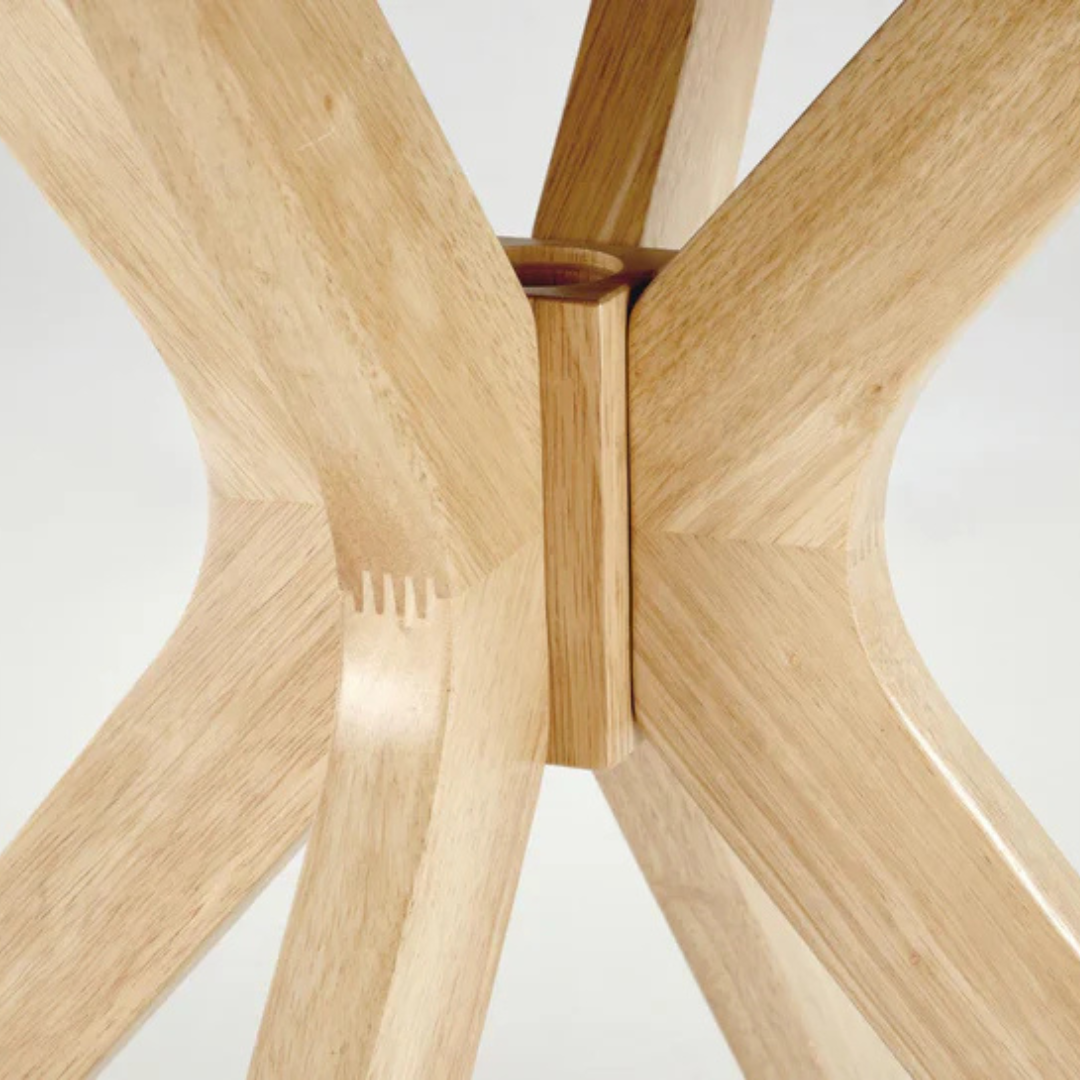 Piètement sculptural en bois massif