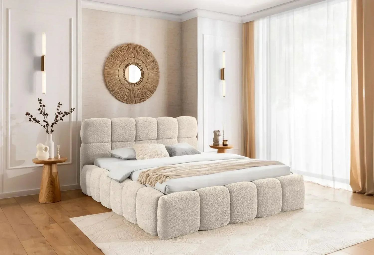 Lit effet Bubble beige dans une chambre design effet parquet avec tapis beige