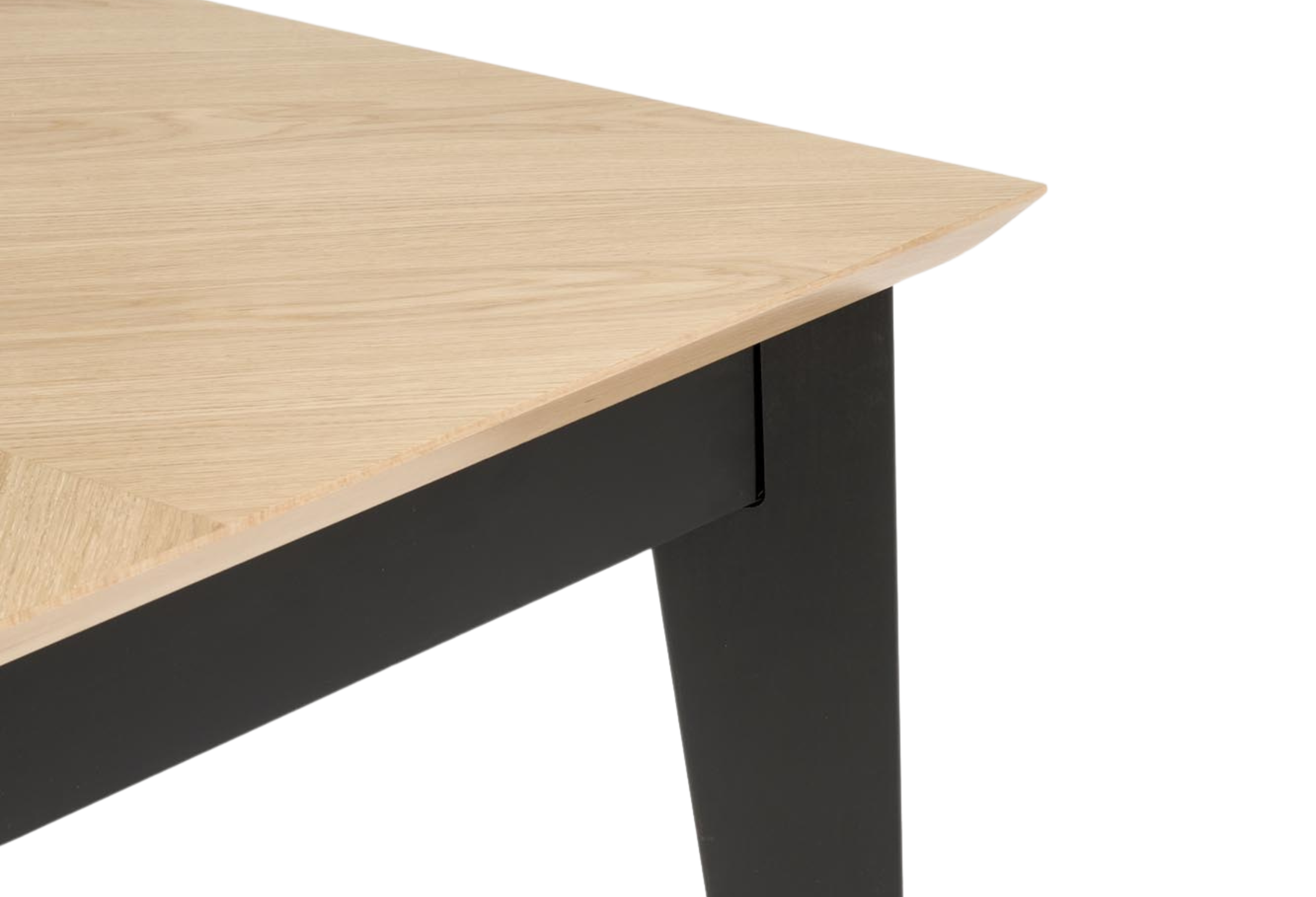 TABLE RAVEL