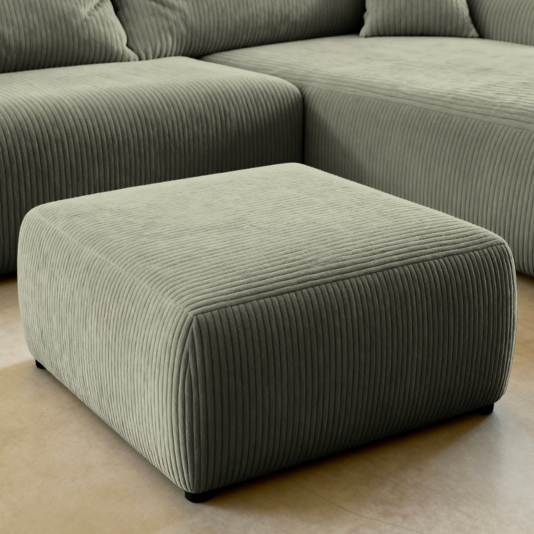 Lignes arrondies et style chaleureux