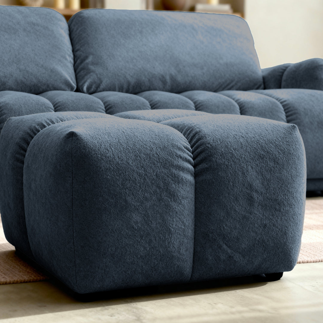 Pouf assorti inclus