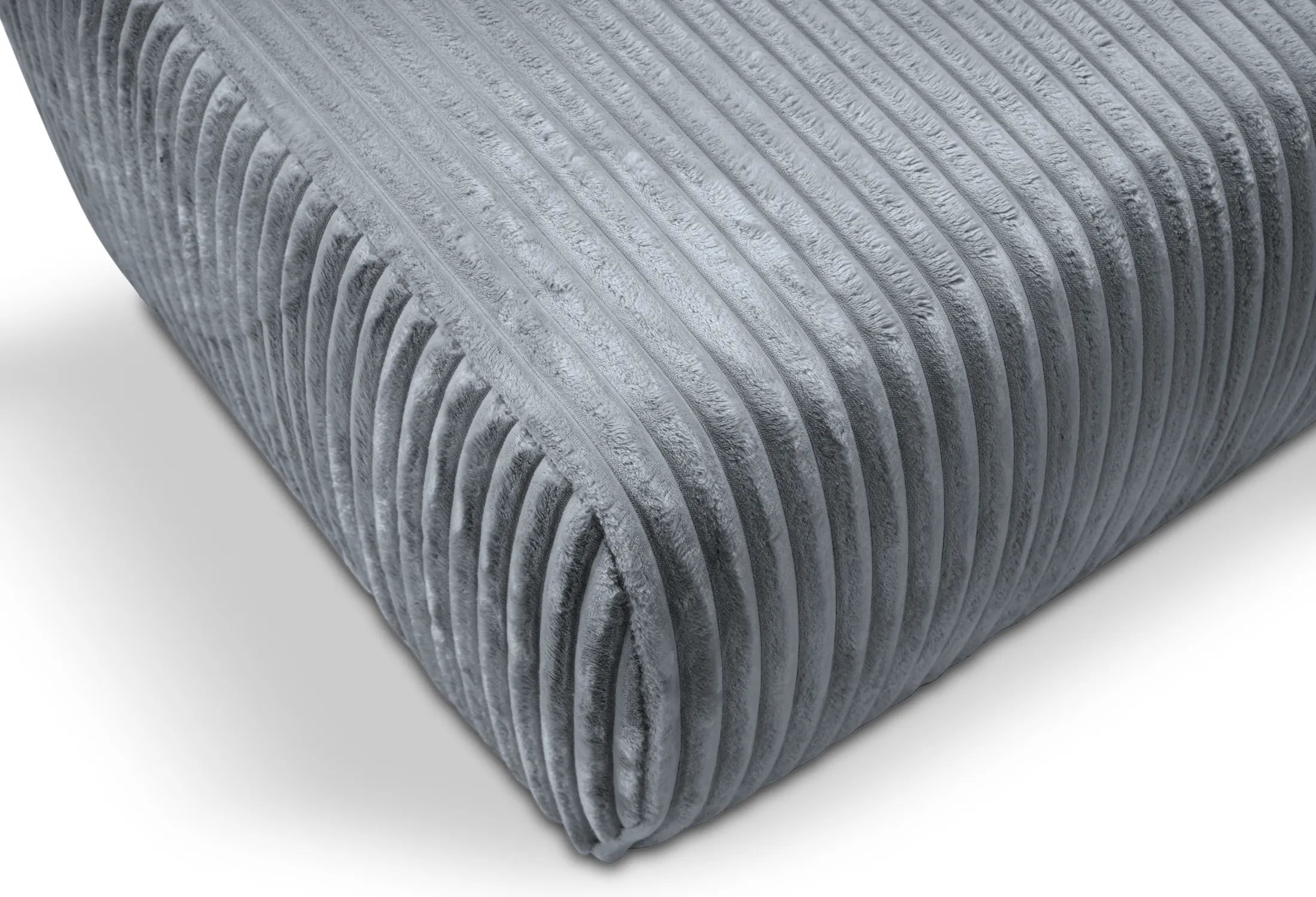 Gris foncé