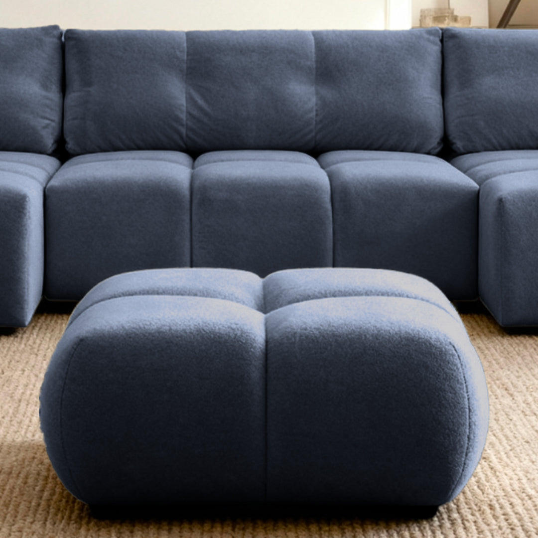 Pouf assorti inclus