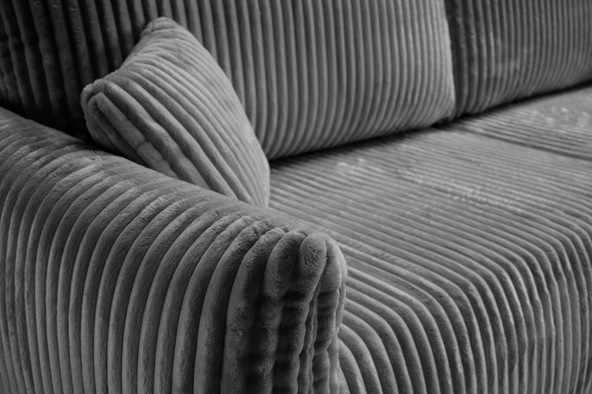 Gris foncé