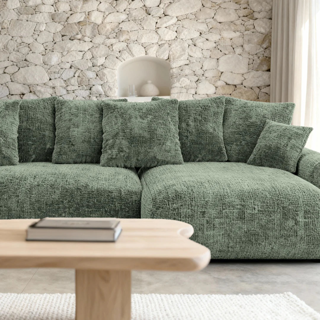 Coussins multiples et généreux