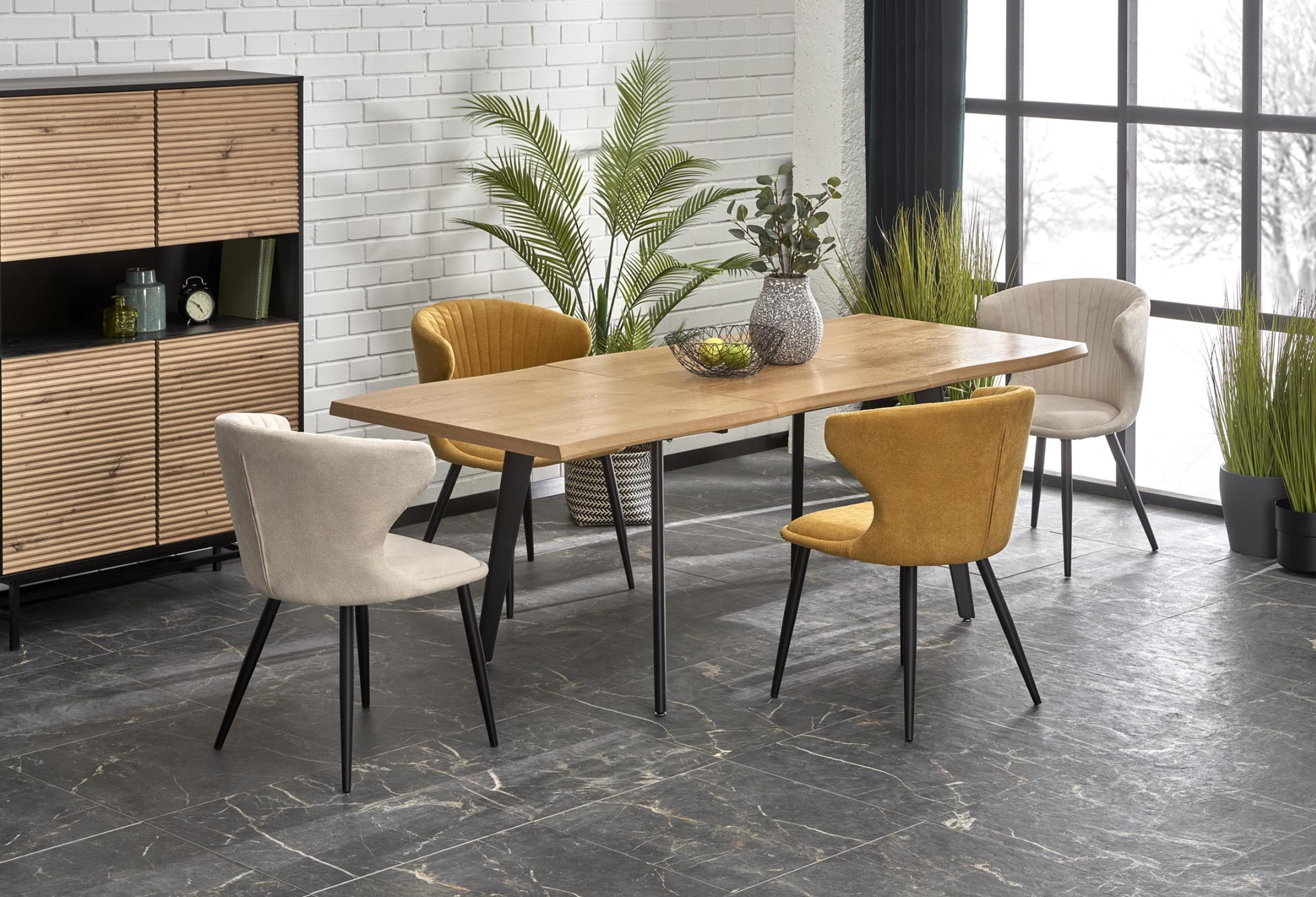 TABLE AUDREY