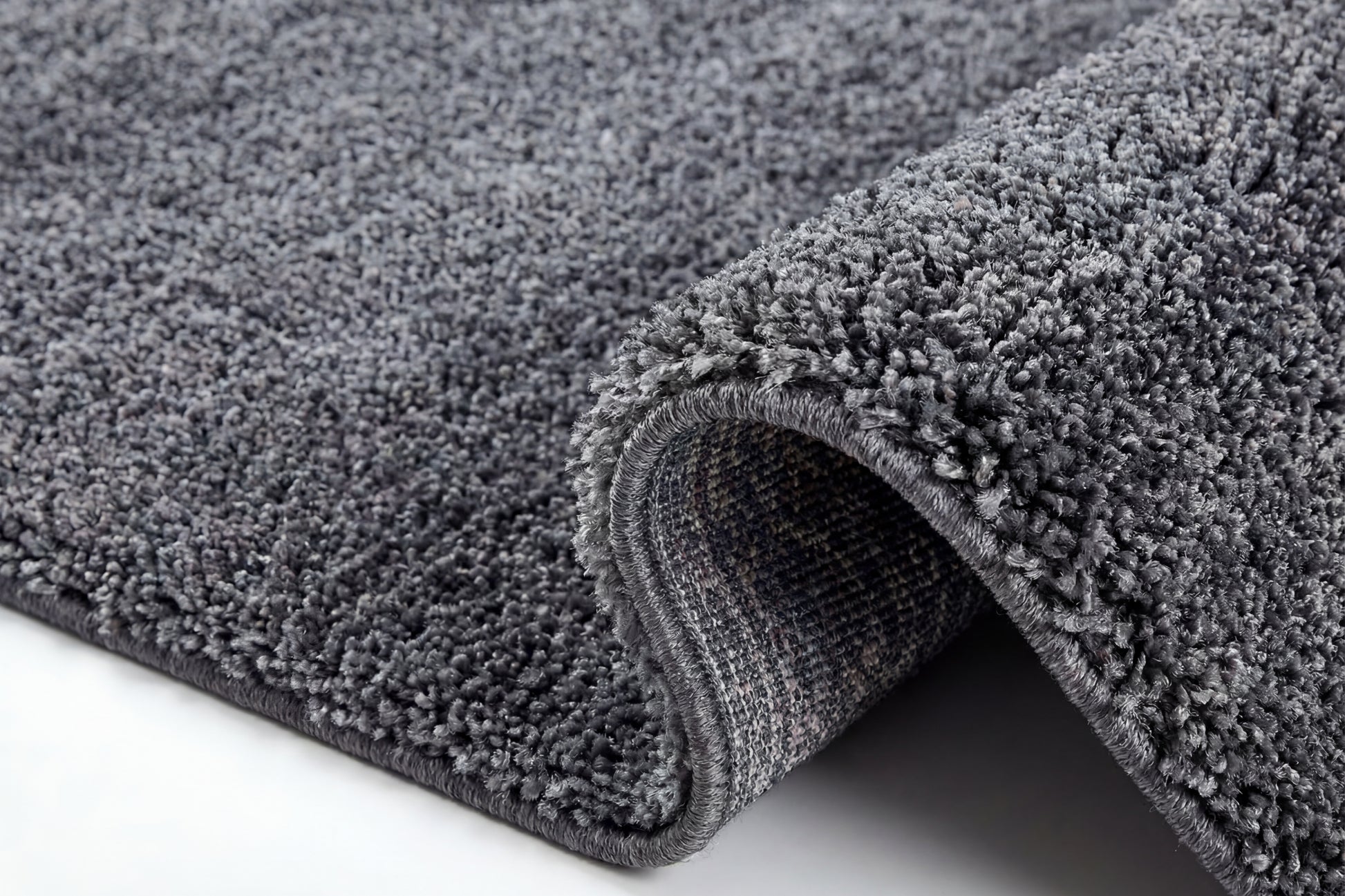 Gris foncé