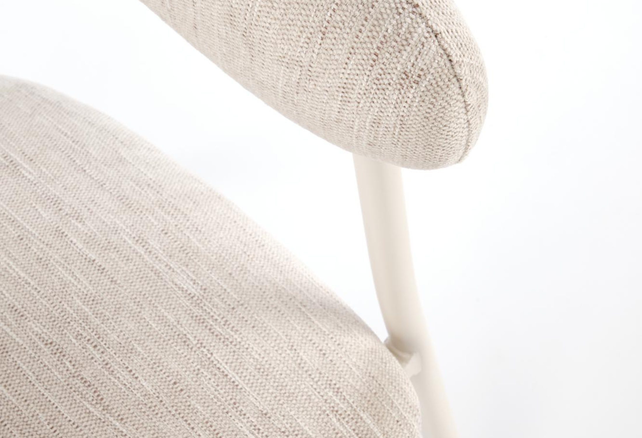 CHAISE ELSA