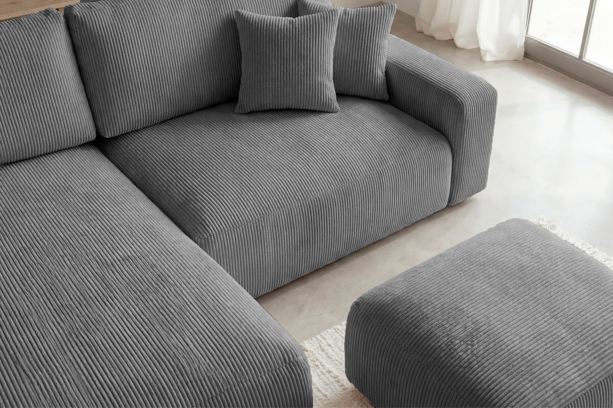 Gris foncé