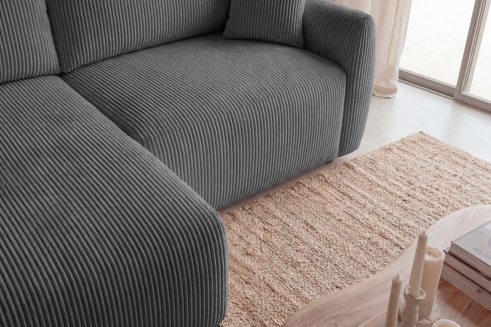 Gris foncé
