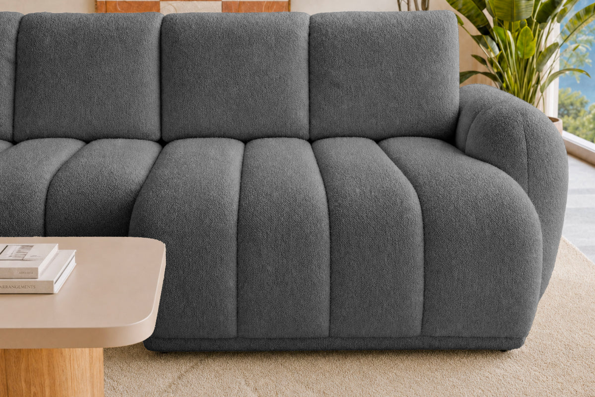 Gris foncé