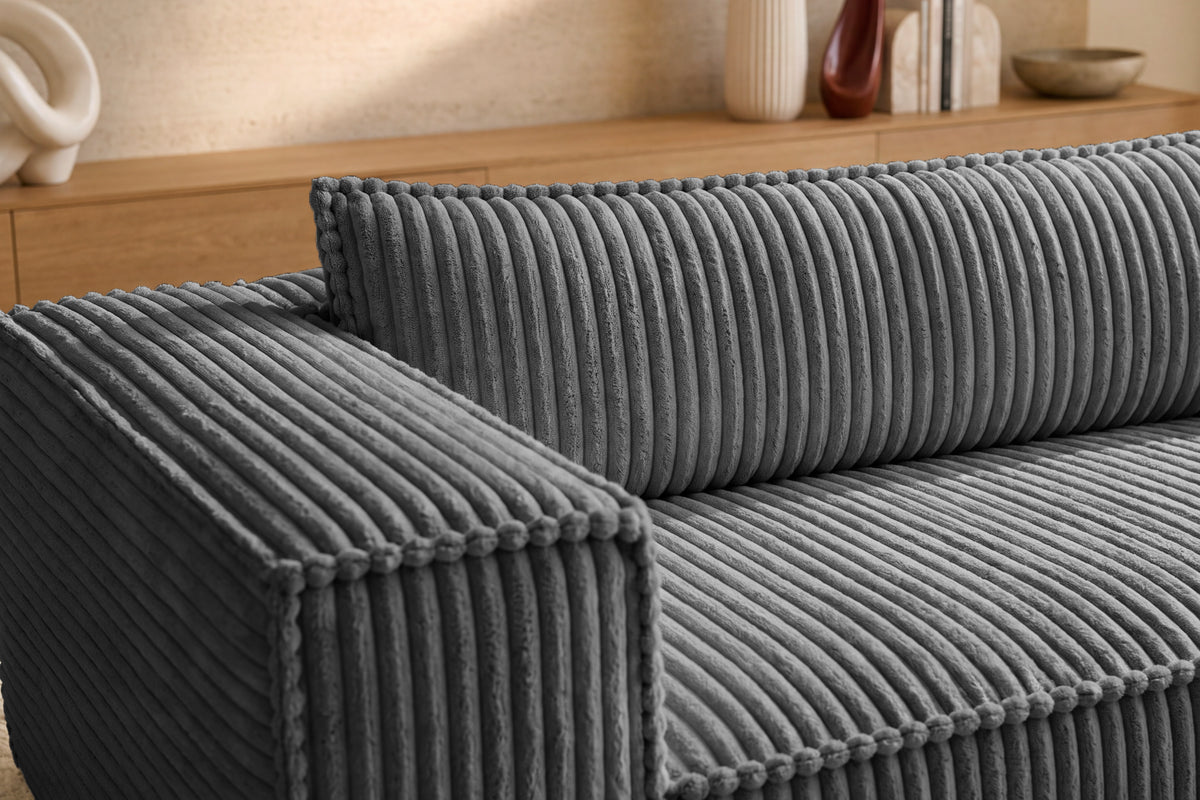 Gris foncé