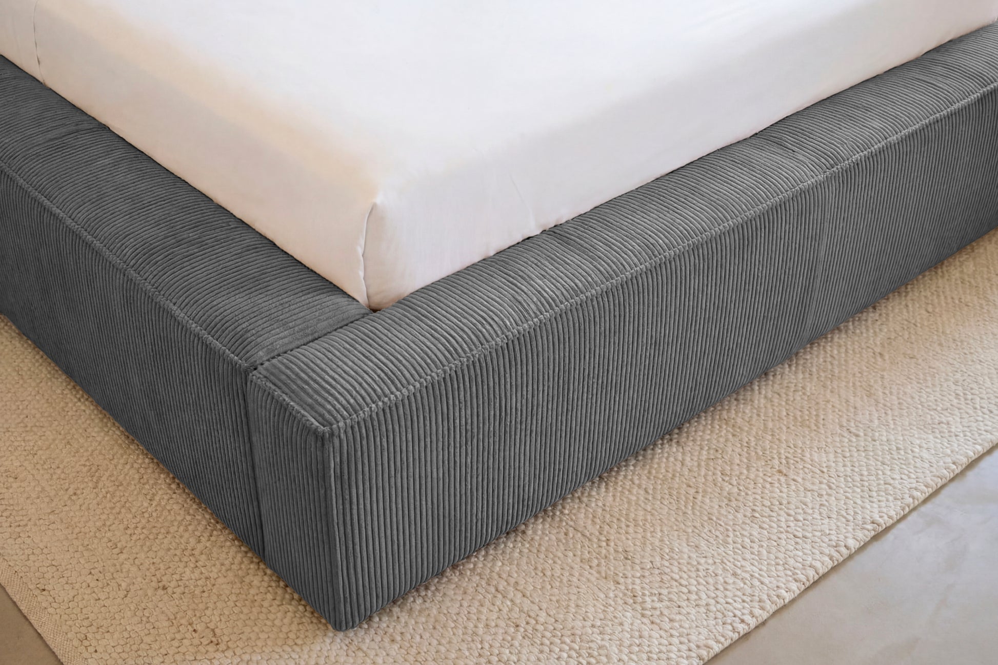 Gris foncé