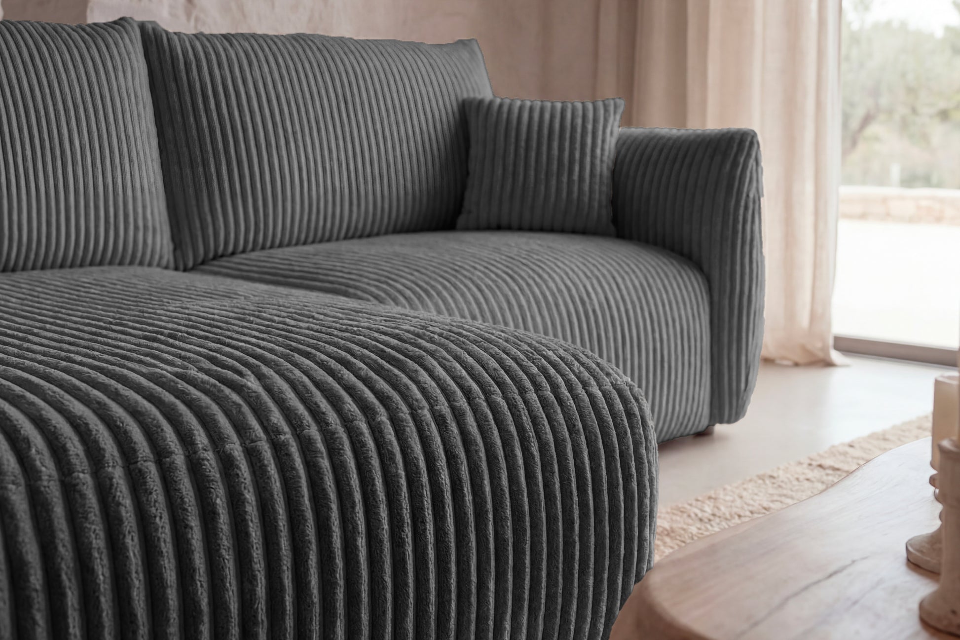 Gris foncé