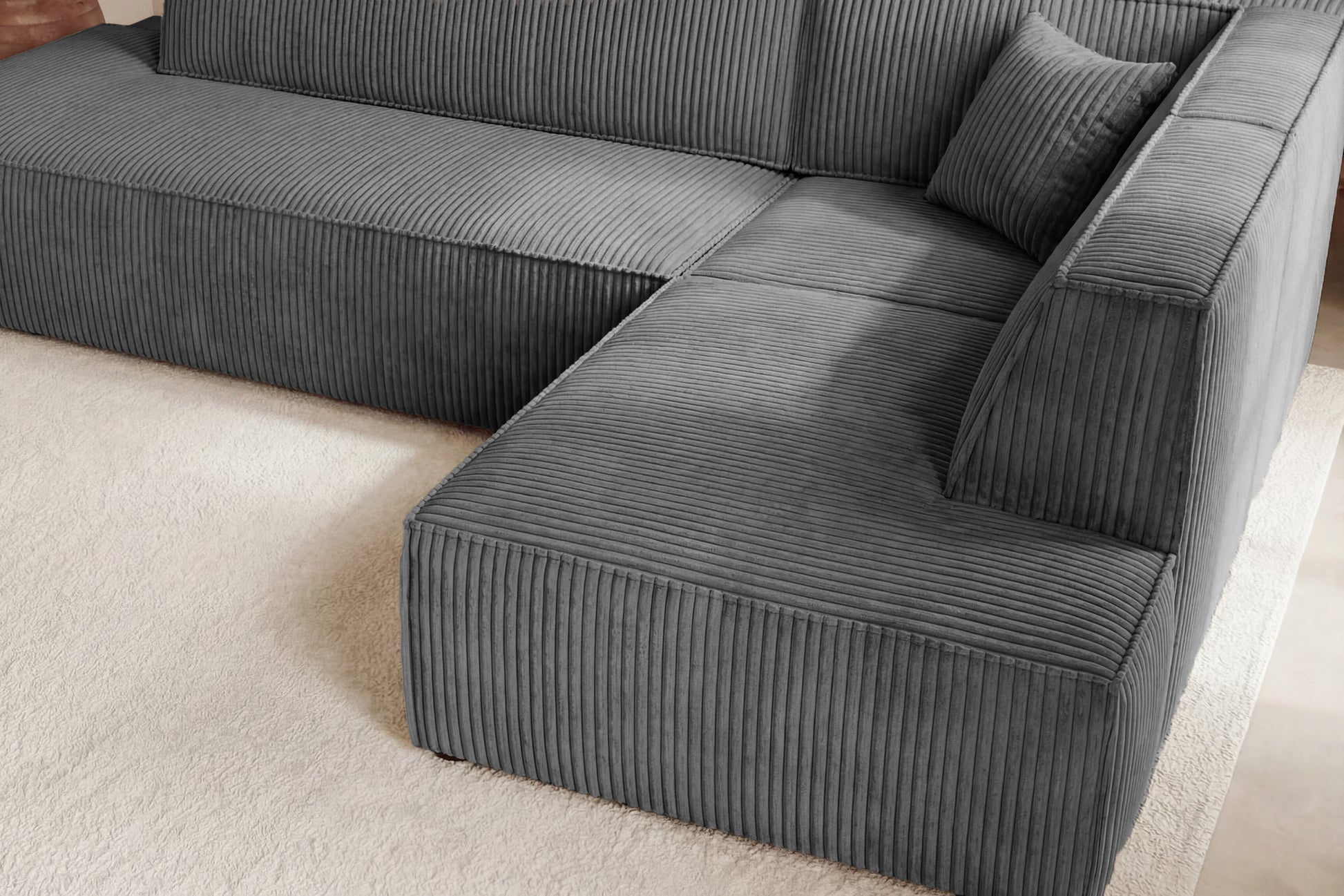 Gris foncé