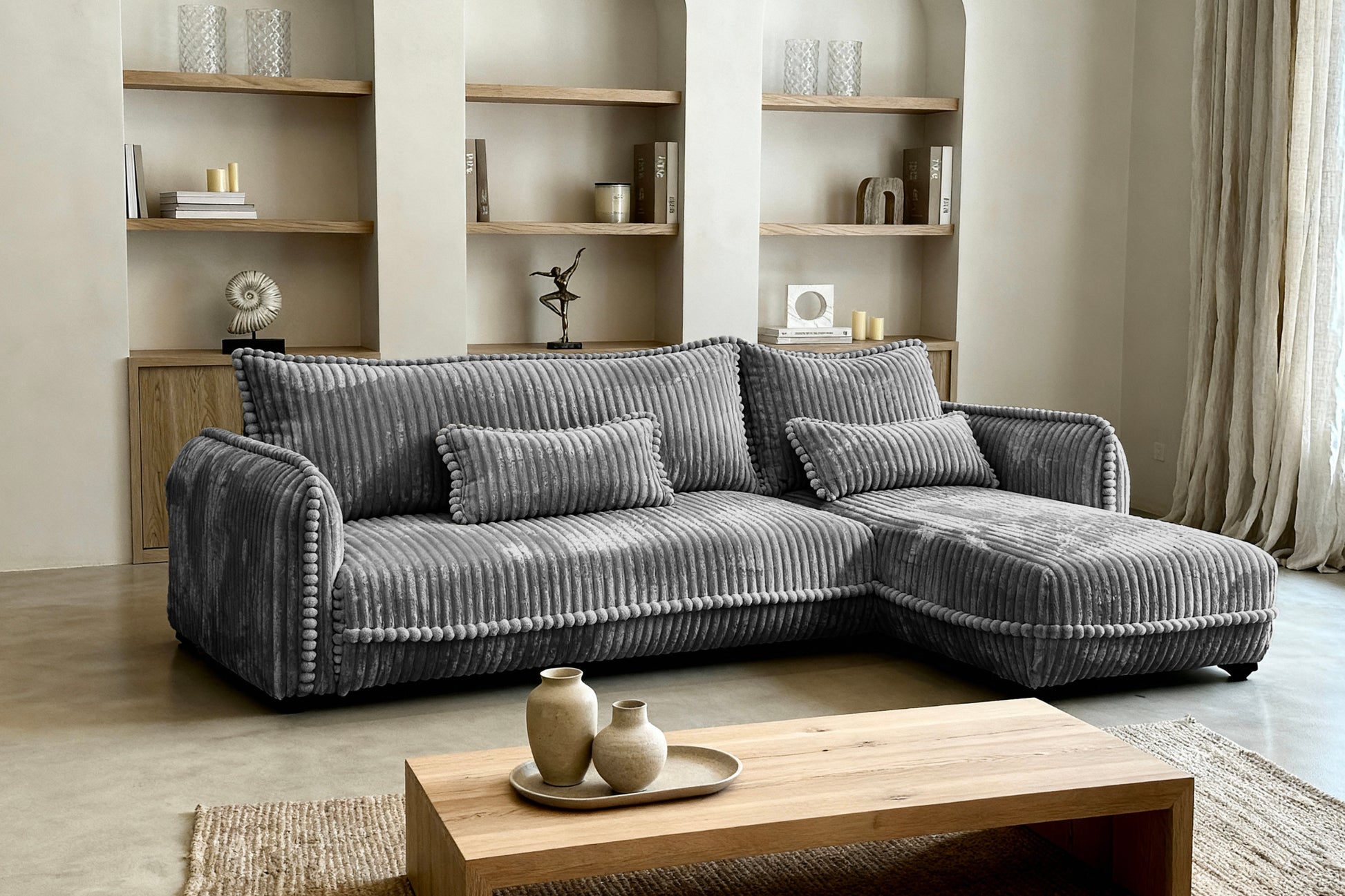 Gris foncé