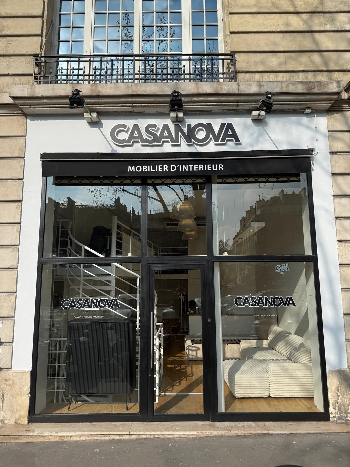 CASANOVA PARIS
